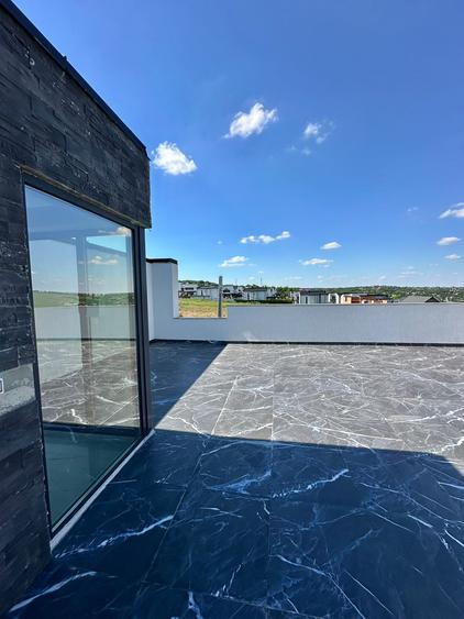 COMISION 0%! Duplex modern cu 3 dormitoare, 2 băi și terasă panoramică