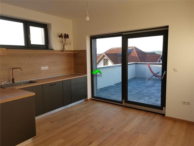 Casa individuala de vanzare 7 camere Sibiu Selimbar