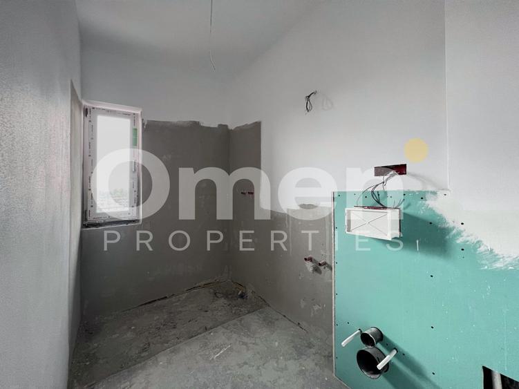 Apartament de 3 camere cu terasă generoasă, în complex nou.