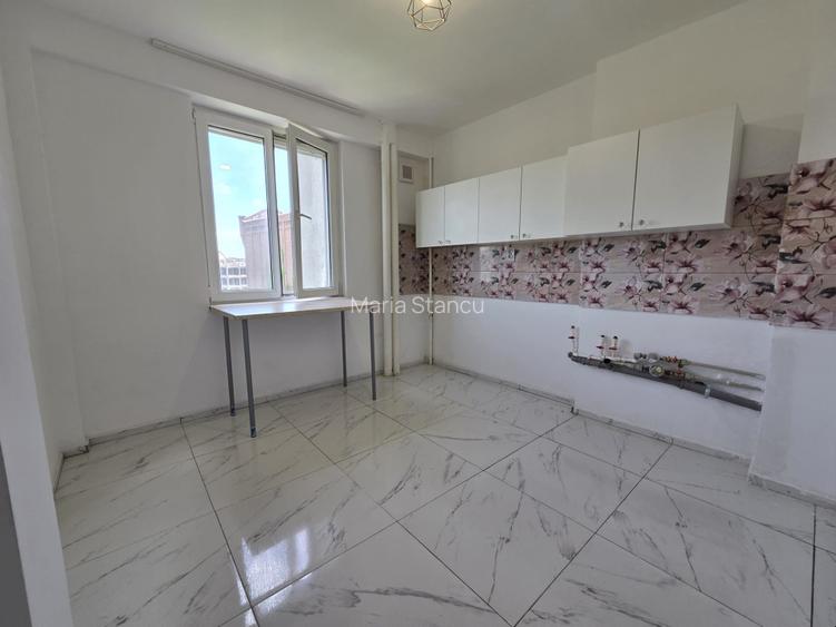 Particular, vand apartament 3 camere proaspat renovat Stefan cel Mare - 13