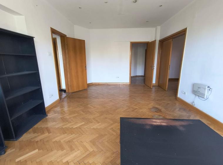 Apartament 4 camere Romana- Lascar Catargiu- stradal