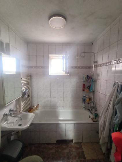 Casa individuala 4 camere in Buna Ziua, teren 200 mp, utili 120 mp