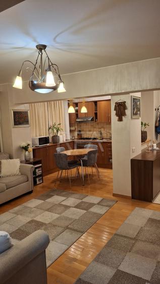 2 camere Vitan, et. 5, an 1986, metrou, 54 mp, renovat