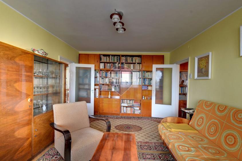 Apartament cu 3 camere de vânzare, zonă ultracentrală Timișoara