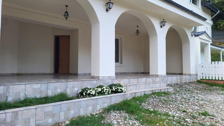 Casa / vila la munte in Complex Valea Neagra, statiunea Cheia - Prahova