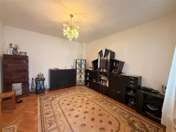 Doua case in Brasov, 680 mp teren, zona Aurel Vlaicu, Brasov