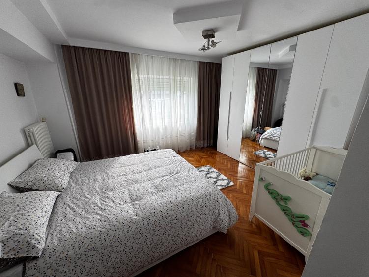 Vând apartament 2 camere