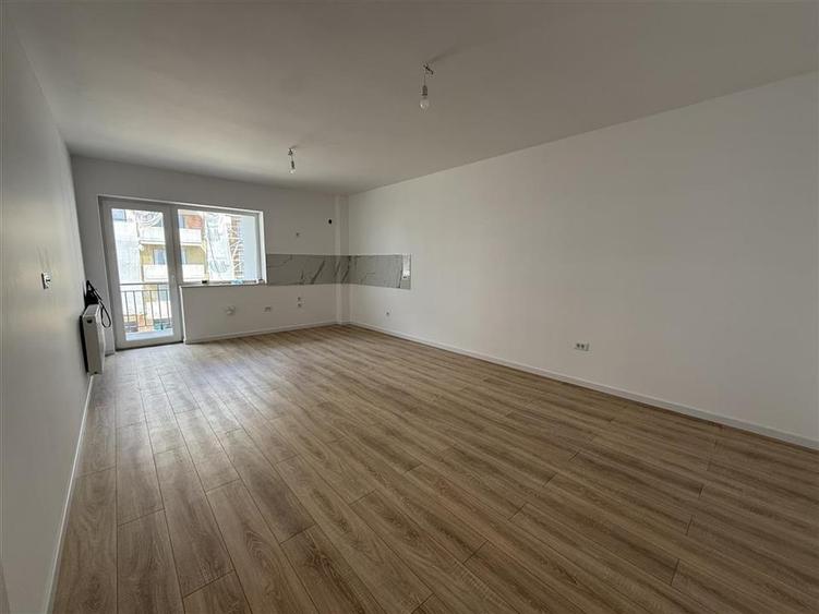 Oportunitate, 2 camere open space, Coresi