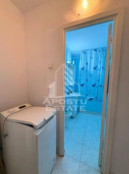 Apartament cu 3 camere de inchiriat in zona Soarelui, Centrala Proprie