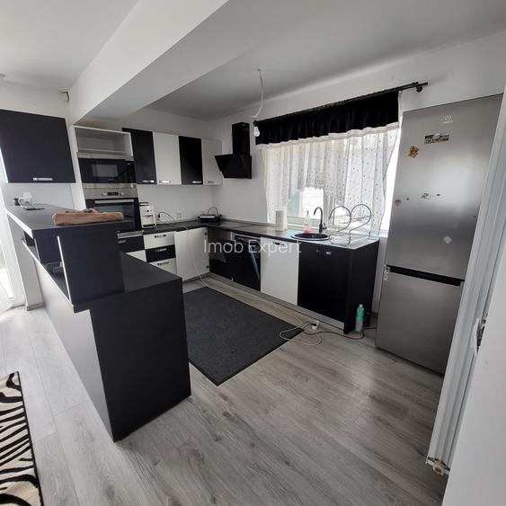 Inchiriem casa individuala in Sanpetru, zona centrului Maria - 7