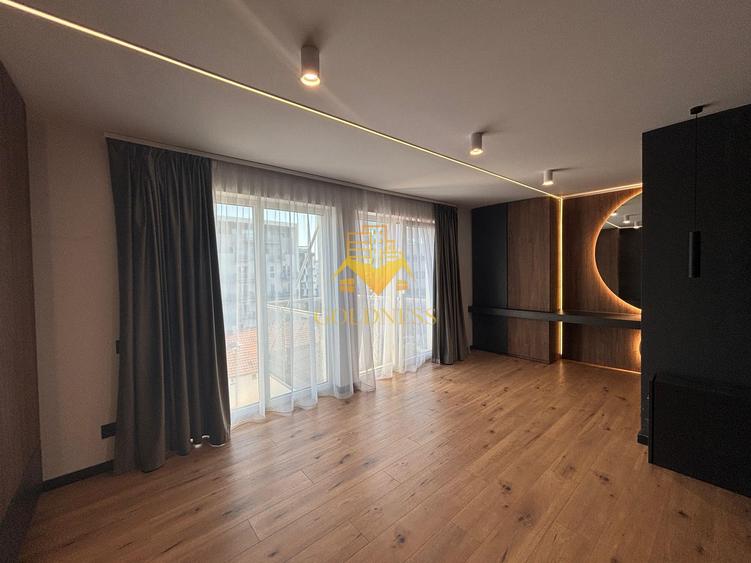 Penthouse mobilat lux, parcare, AC, bloc nou, Semicentral, zona Horea