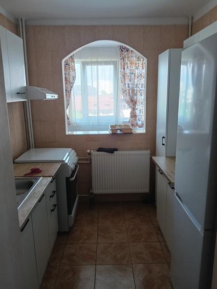 Zona Linistita, Bloc civilizat, apartament curat, mobilat modern si utilat