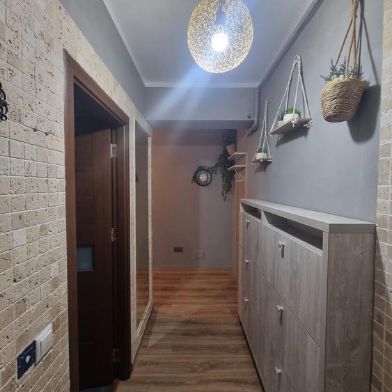 Militari-Gorjului-Uverturii-Apartament 2 camere, centrală proprie, mobilat
