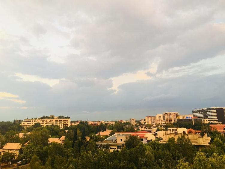 Herastrau! Penthouse 5 camere, suprafata totala peste 450 mp