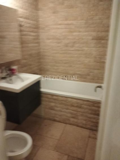 Apartament 3 camere  decomandat – Rahova - 9