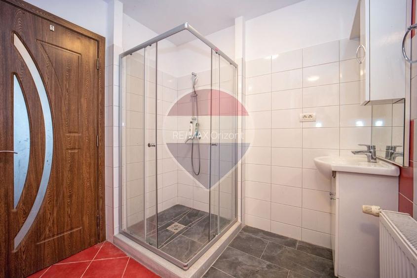 Casă cu două corpuri, teren 835 mp, str. I.L. Caragiale, Râșnov - 10