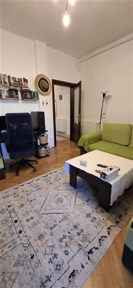 Apartament 3 camere mobilat, centrala termica , gata de mutat!