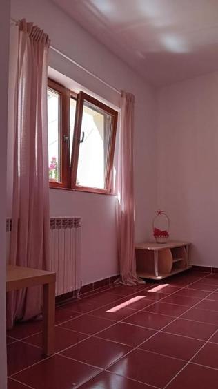 5 min metrou Iancului Parc Vatra Luminoasa Casa pe teren singur curte