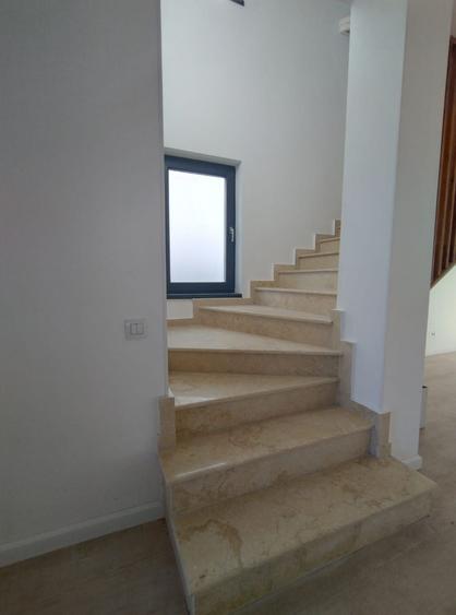 Vila Moderna Tunari, zona Buna, curte 300m