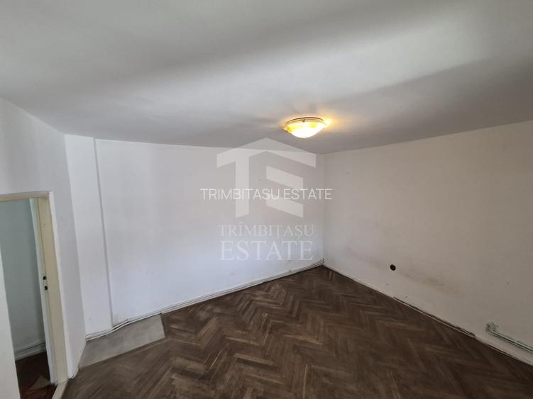casa veche ce asteapta amenajarea ta, Ploiesti, central - 5