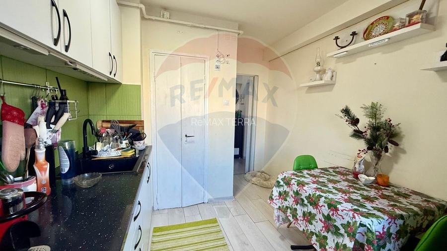 Apartament de vânzare 3 camere + garaj cu acces la boxă Ultracentral - 9