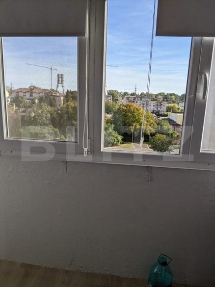 Apartament de vanzare, 4 camere, 112 mp, cartierul Soarelui