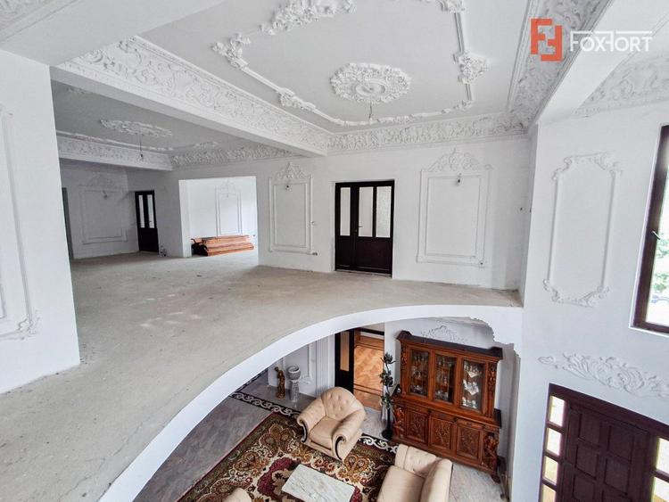 COMISION 0% - De vanzare casa individuala 770 mp utili in Recas