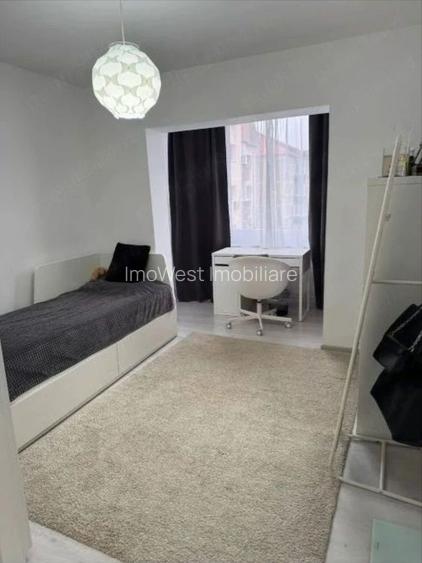 Lipovei | 4 Camere | Etaj Intermediar | Centrala Proprie. - 3