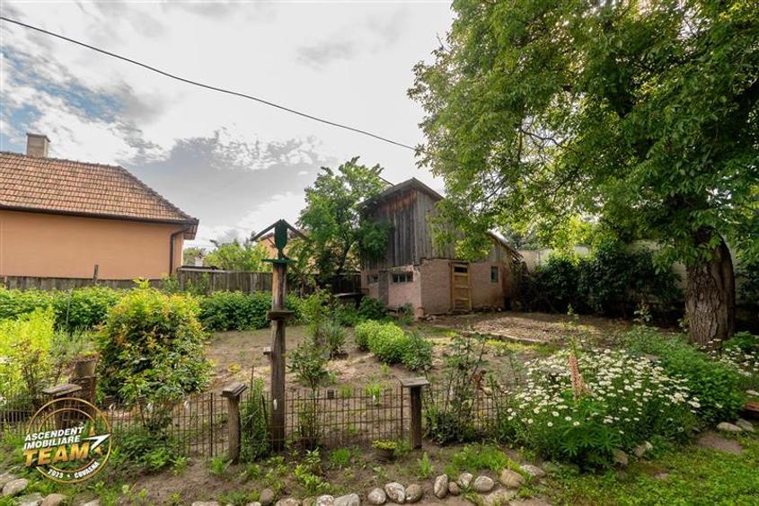 Casa traditionala, cu teren pretios de 534 mp, Targu Secuiesc