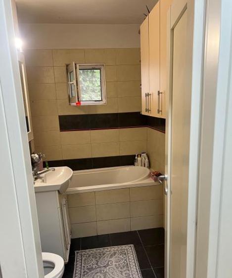 Apartament 4 camere, zona INEL II