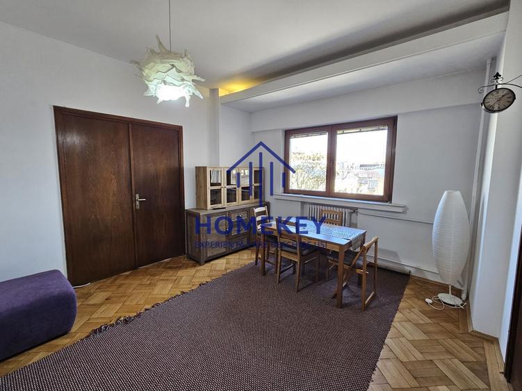 Apartament 2 camere de inchiriat zona Unirii cu centrala