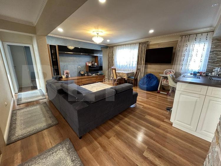 Apartament de vanzare, cu 4 camere, 100 mp, zona Oasului - 7