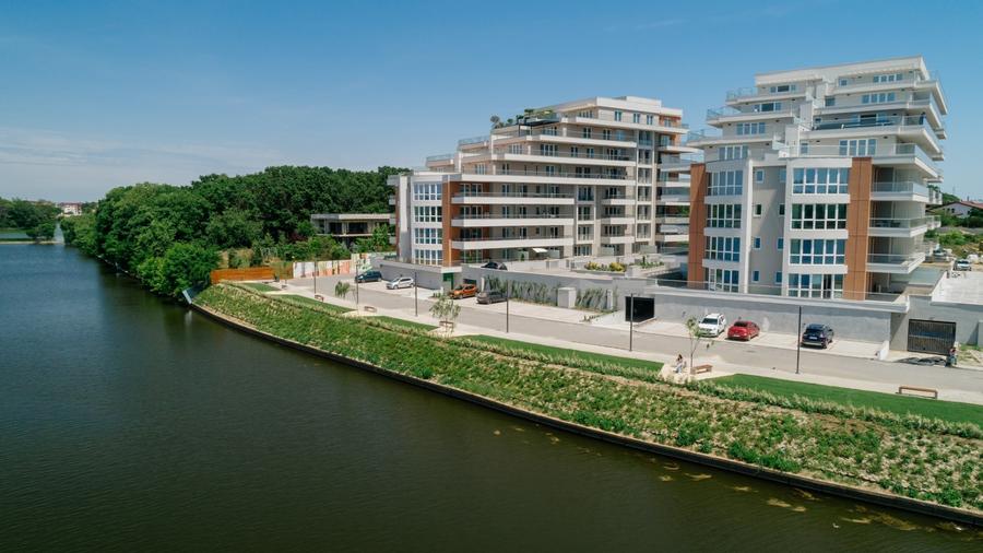 Lebada Lake Residence