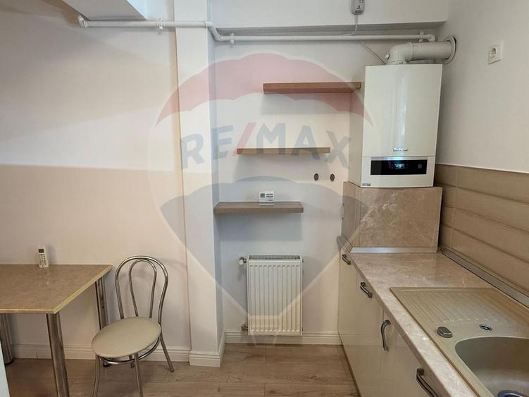 INCHIRIERE Apartament cu 3 camere in zona Aviatiei