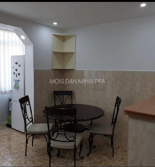 INCHIRIEZ APARTAMENT 2 CAMERE,ETAJ 3 SCOALA DE INOT - 2