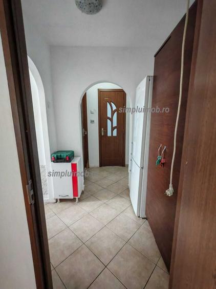 2 Camere Decomandat Piata Sudului Etaj Intermediar