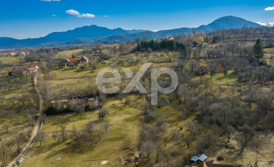 Teren cu priveliște panoramică în Sohodol – Bran