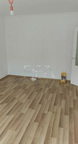 2 camere, 3/4, 50 mp, bloc 1978, anvelopat-Drumul Taberei