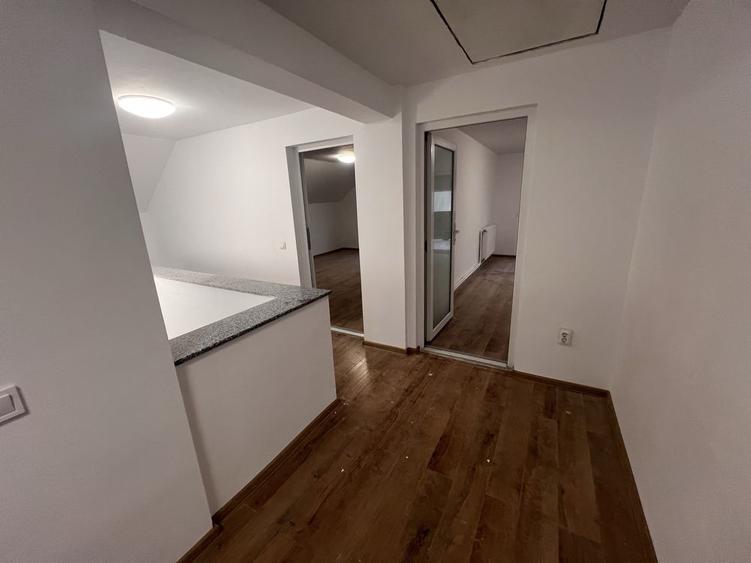 Casa / Vila 6 camere zona Calea Dumbravii Sibiu