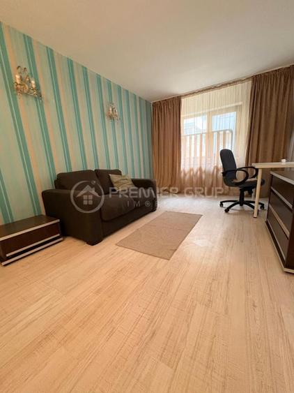 Langa Palas! ETAJ 1! Apartament 3 camere 61mp decomandat, centrala, fara risc
