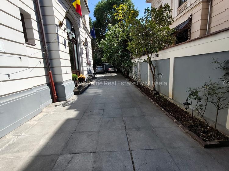 Amezei Inchiriez  Parter  26 mp plus Terasa 100 mp incinta Hotel Boutique Lux - 9