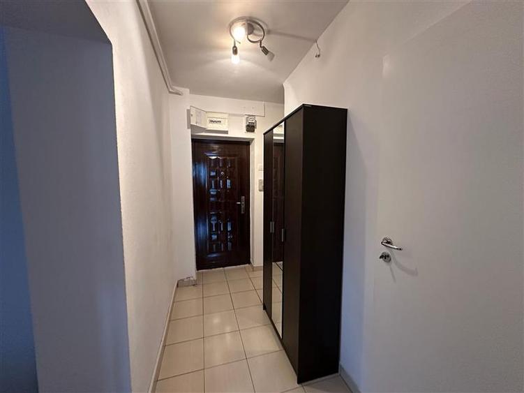 Resita, Apartament de vanzare sau schimb cu Casa, Renovat, 2 Cam.Cf.1, Sd.,Lunca
