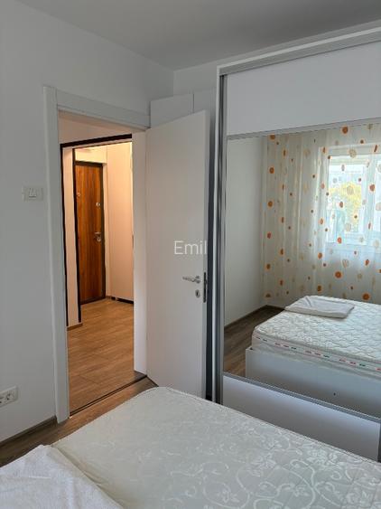 Inchiriere apartament doua camere decomandat