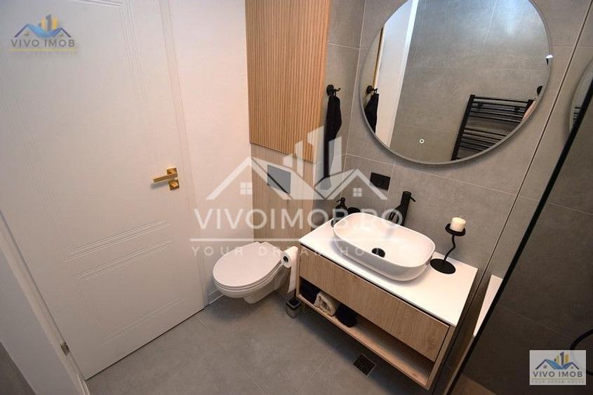 Bd Decebal / Prima Închiriere / mobilat și utilat Lux / terasă 14 mp