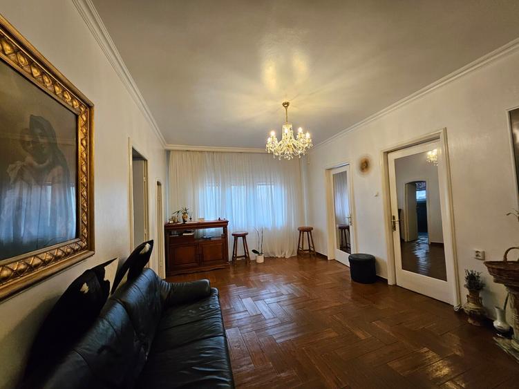 APARTAMENT IN VILA ZONA IANCULUI- UNIVERSITATEA DE ARTA TEATRALA