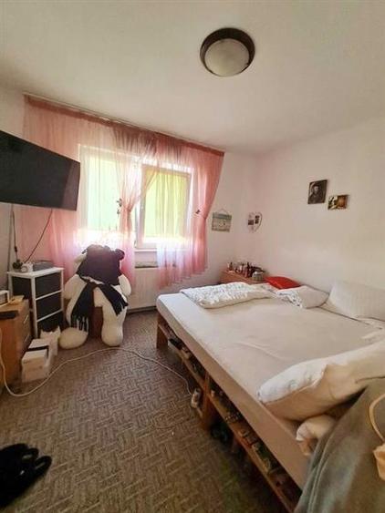 Apartament 3 camere zona Astra- Carpatilor