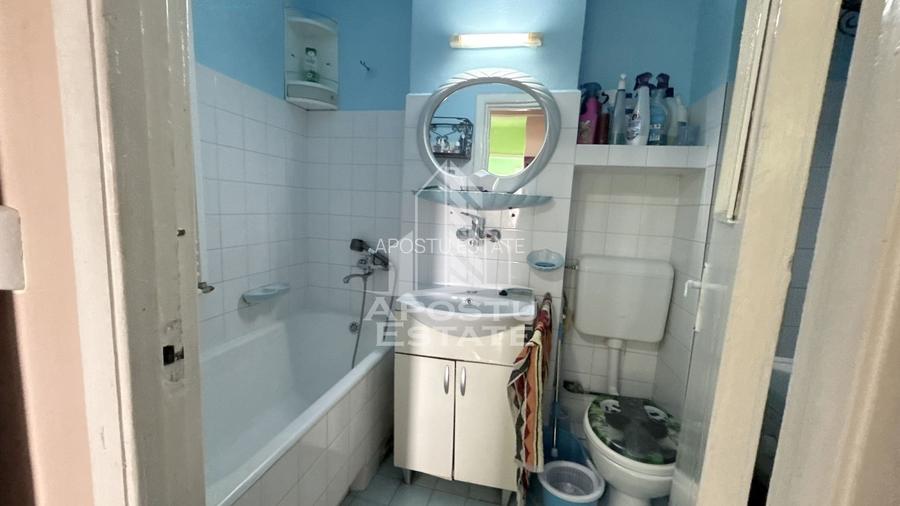 Apatament cu 2 camere de vanzare, decomandat, zona Circumvalatiunii - 7