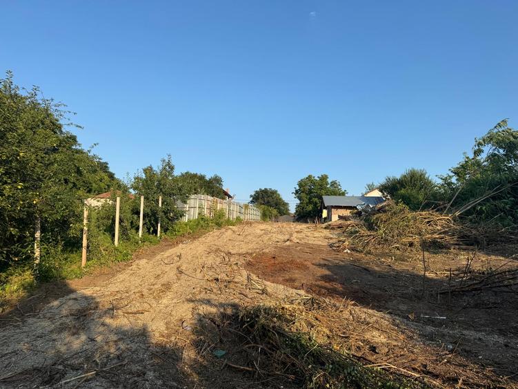 Vanzare Teren 1300MP  Pantelimon Piteasca