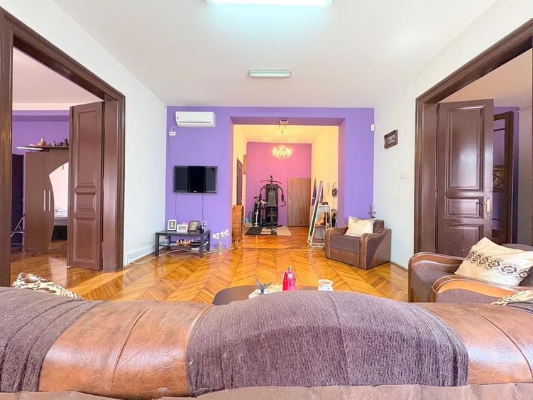 Apartament elegant de 114 mp utili, situat într-o zonă istorică deosebită