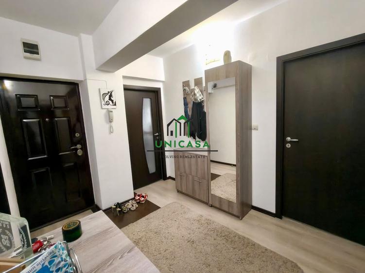 Apartament de inchiriat / 3 camere/ loc de parcare privat